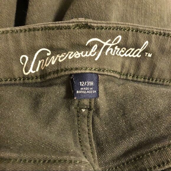 Universal Thread Juniors Destroyed Skinny Jeans - Picture 8 of 8